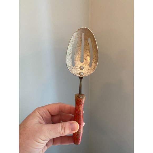 Vintage Metal Slotted Serving Spatula With Red Wooden Handle - Picture 1 of 6